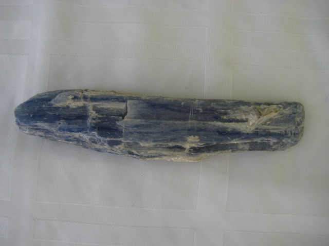 Kyanite Blue rock 777